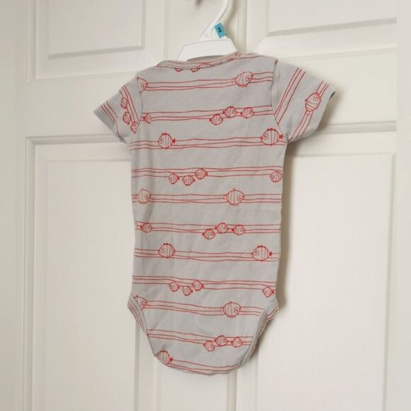 5/$10 Pekkle short sleeve onesie 12 m - Picture 4 of 4